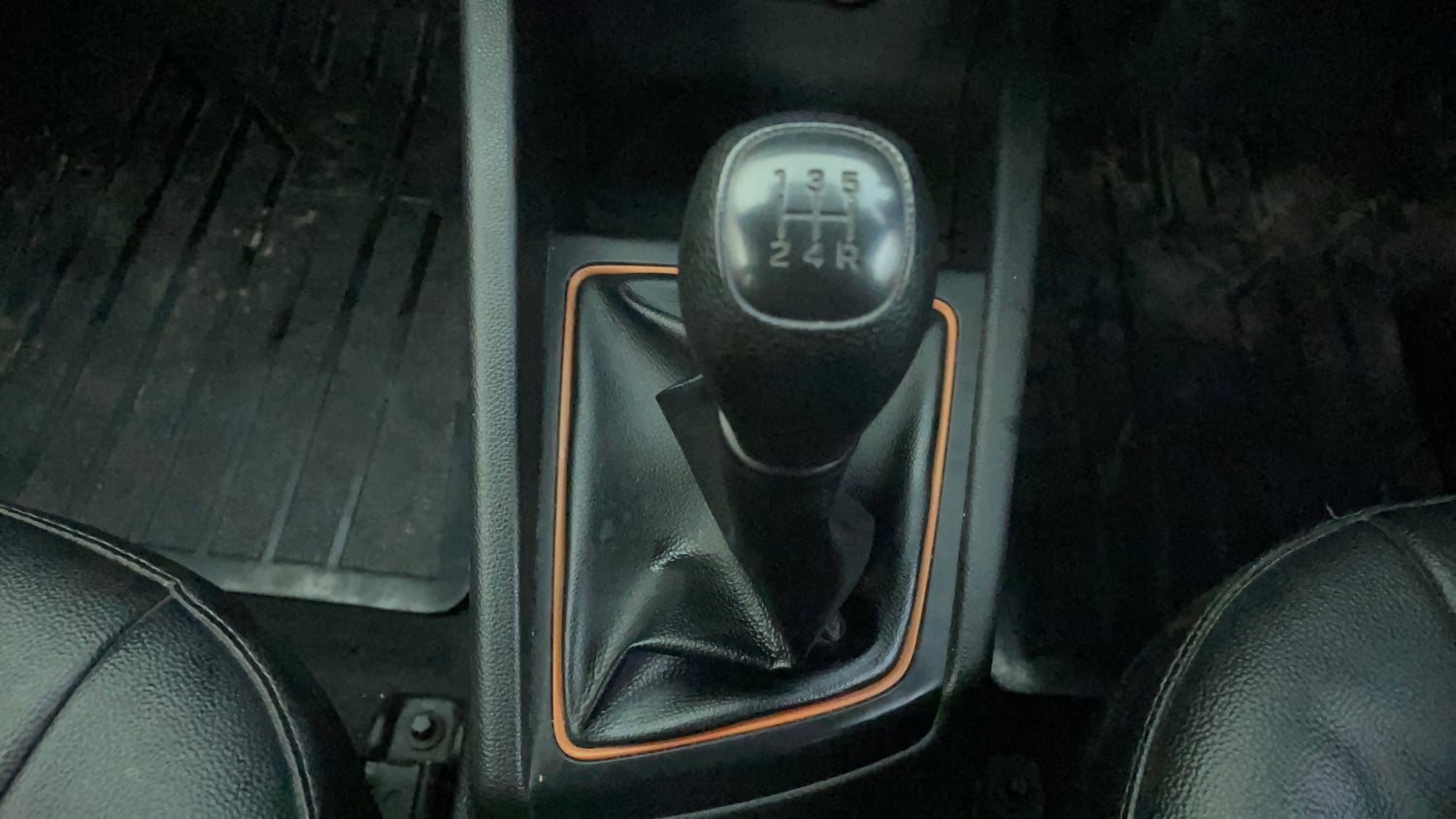 Used 2016 Hyundai i20 Active 1.2 S Petrol Manual interior GEAR  KNOB VIEW