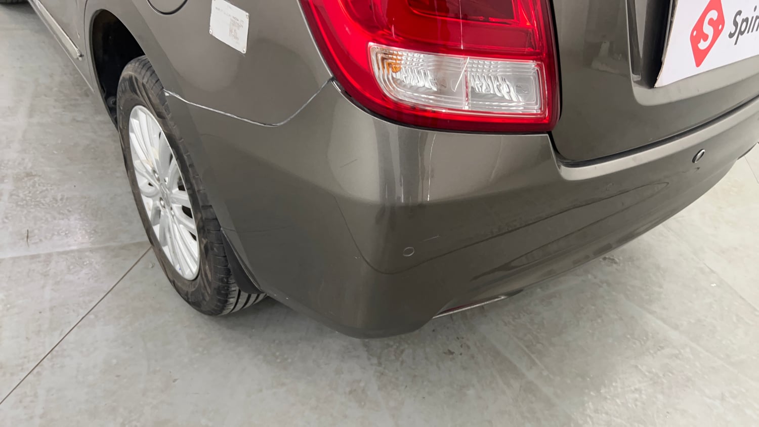 Used 2022 Maruti Suzuki Dzire ZXi CNG Cng Manual dents MINOR SCRATCH