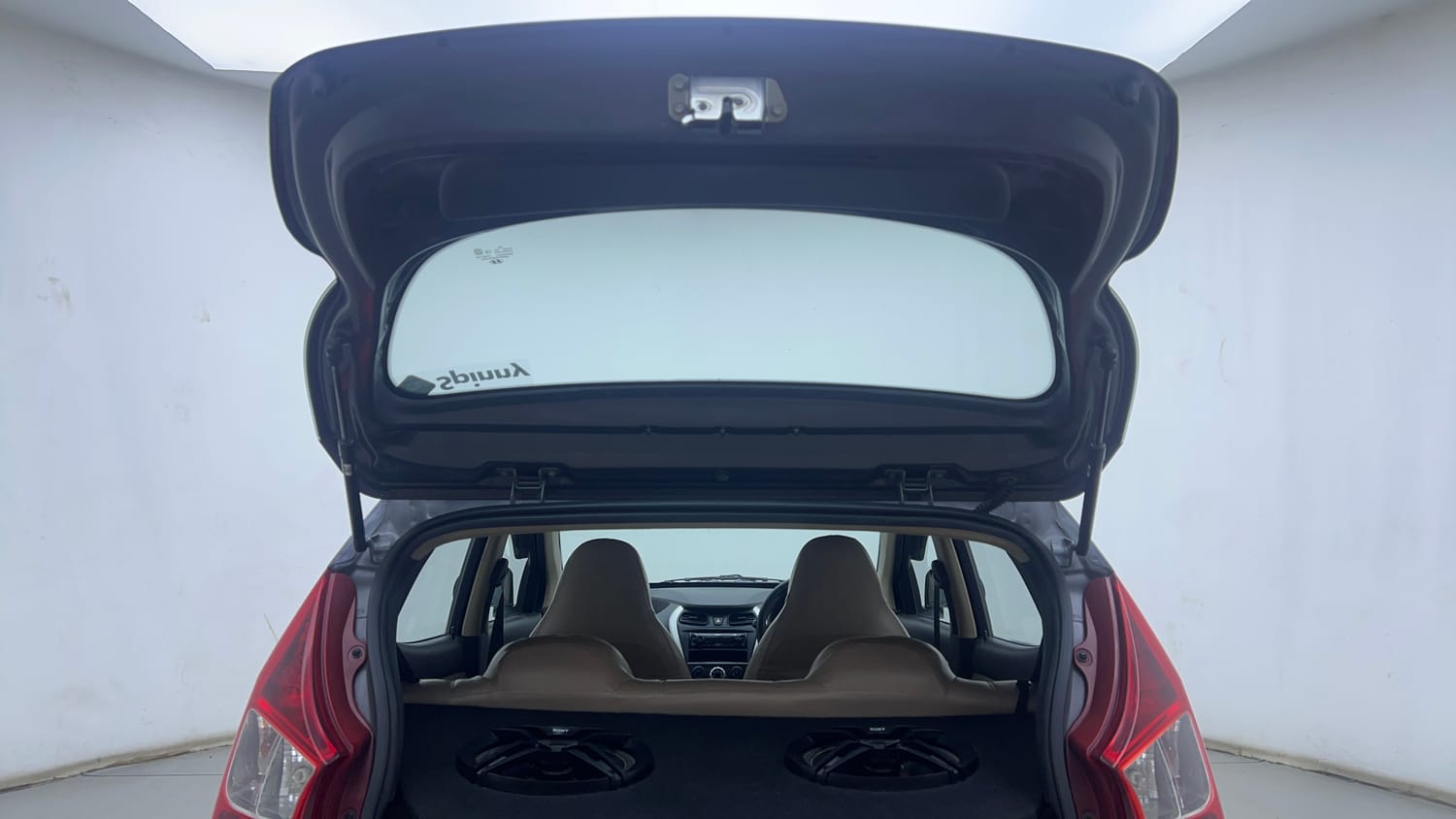 Used 2017 Hyundai Eon Era + Petrol Manual interior DICKY DOOR OPEN VIEW