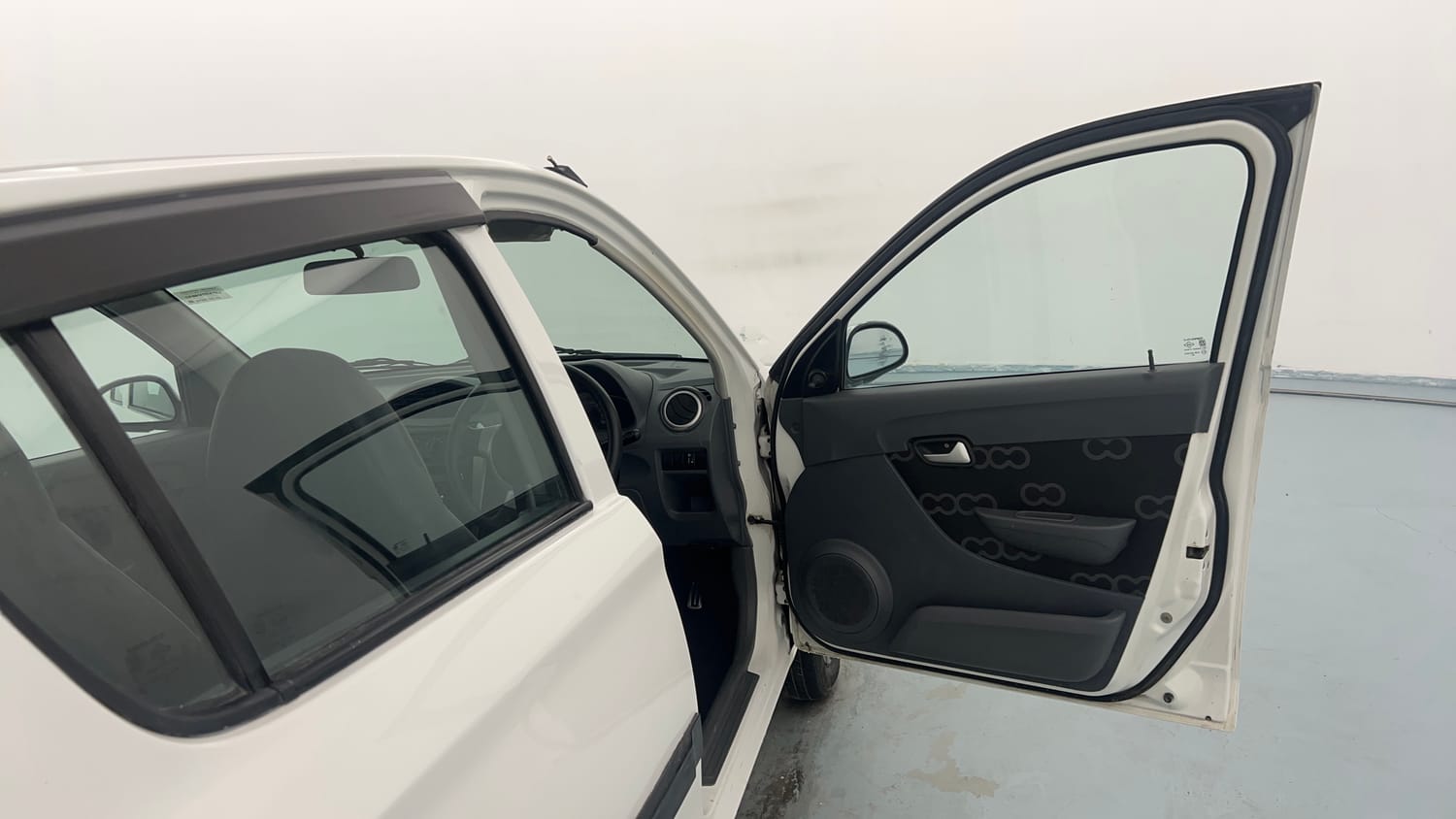 Used 2016 Maruti Suzuki Alto 800 Vxi Petrol Manual interior RIGHT FRONT DOOR OPEN VIEW