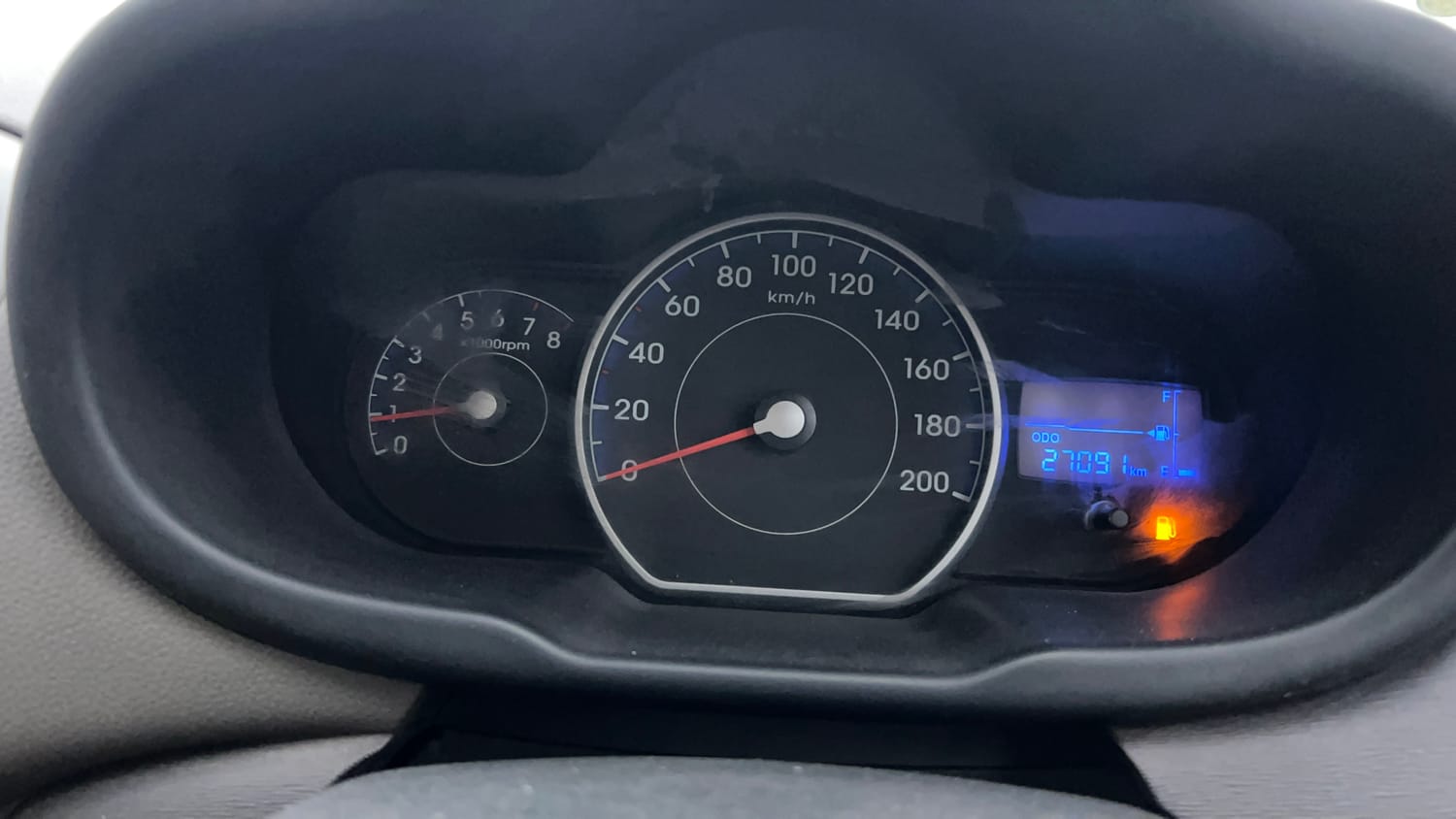 Used 2016 Hyundai i10 Sportz 1.1 iRDE2 Petrol Manual interior CLUSTERMETER VIEW