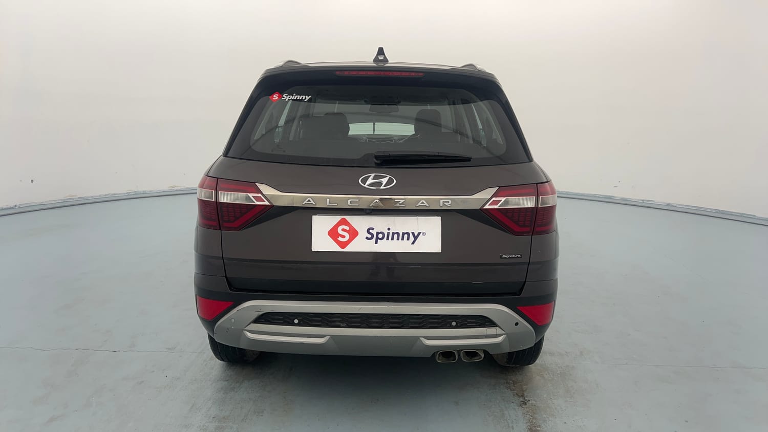 Used 2022 Hyundai Alcazar Signature (O) 7 Seater 1.5 Diesel AT Diesel Automatic exterior BACK VIEW