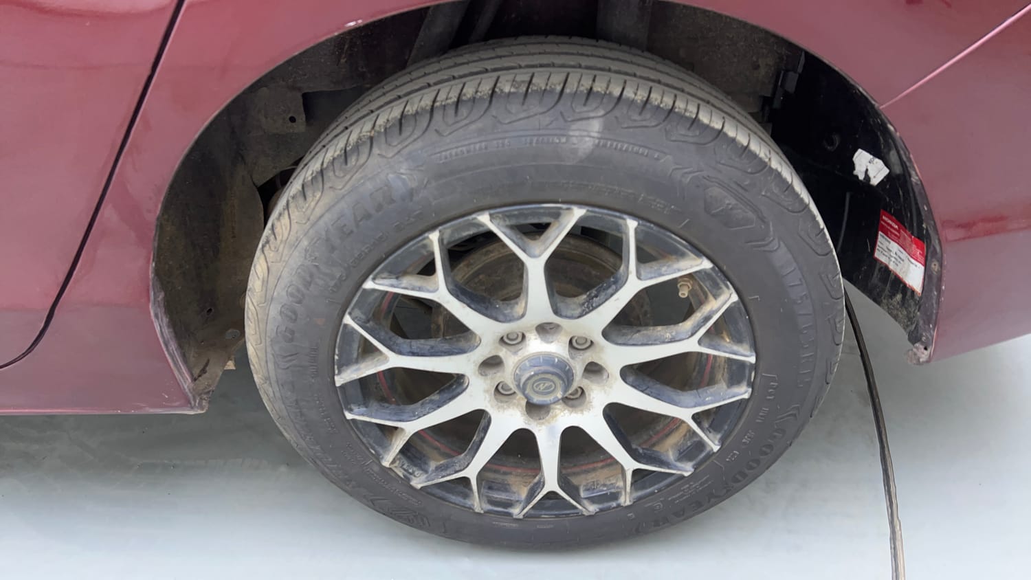 Used 2016 Honda City S Diesel Diesel Manual tyres LEFT REAR TYRE RIM VIEW