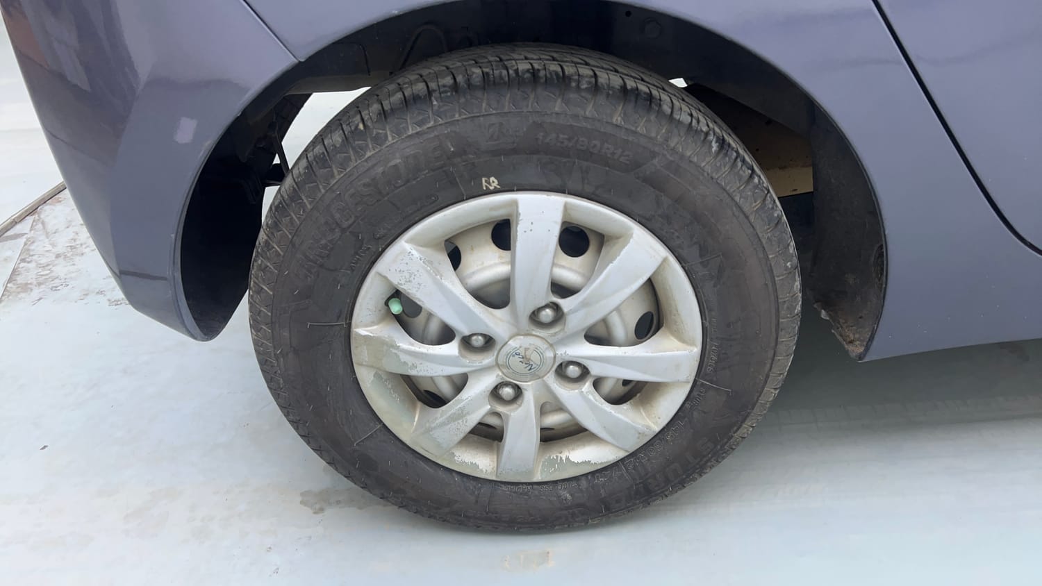 Used 2017 Hyundai Eon Era + Petrol Manual tyres RIGHT REAR TYRE RIM VIEW