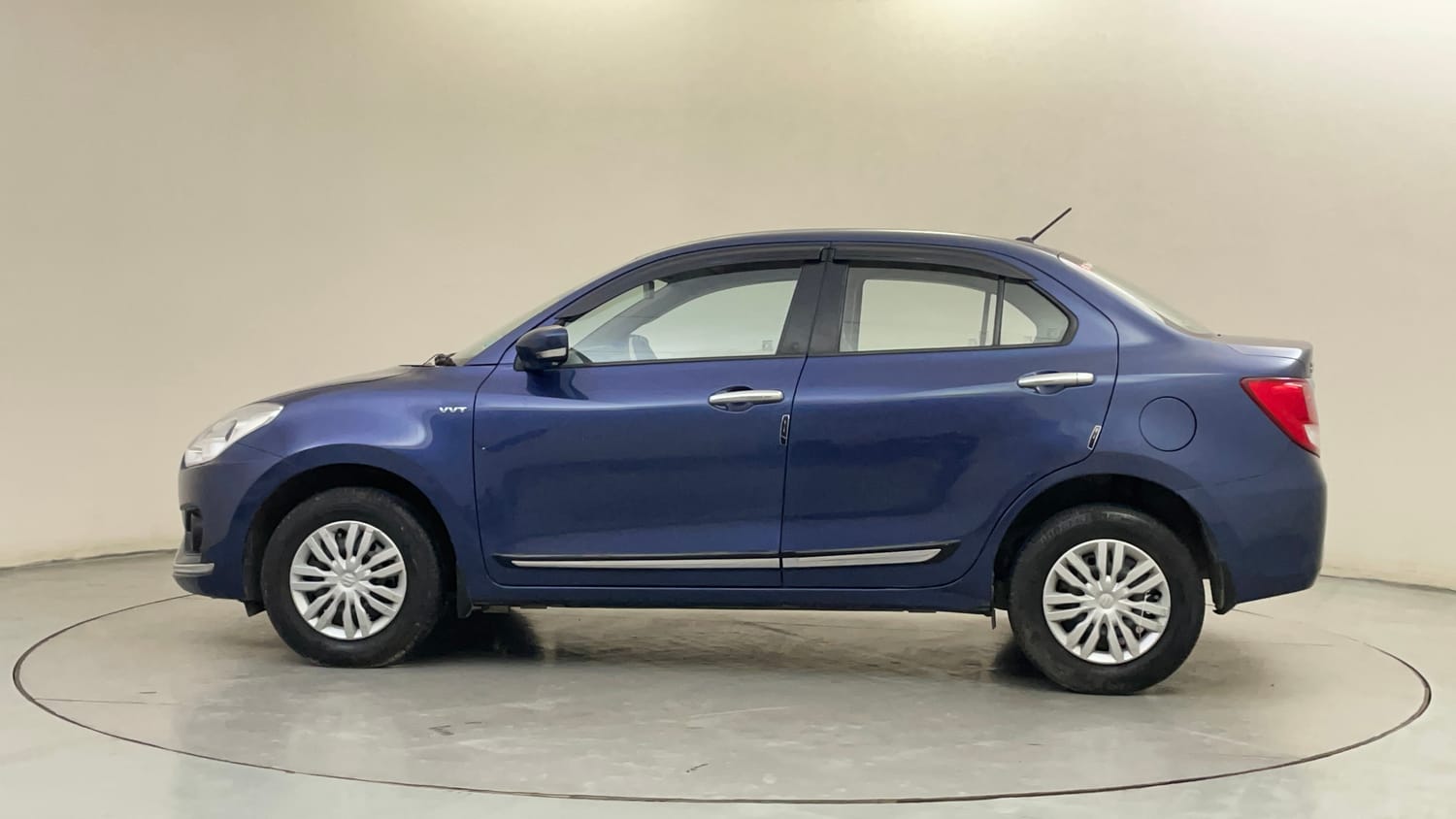 Used 2018 Maruti Suzuki Dzire VXi AMT Petrol Automatic exterior LEFT SIDE VIEW