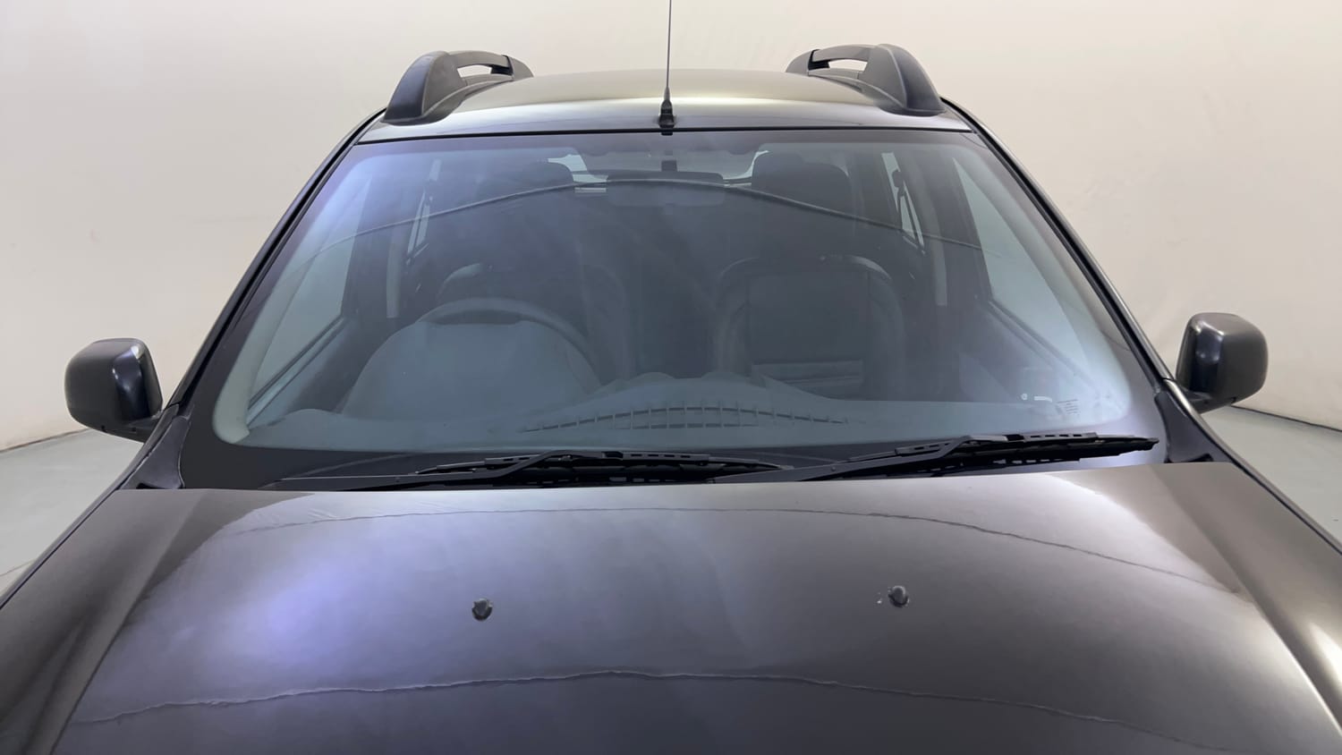 Used 2015 Renault Duster RxL Petrol Petrol Manual exterior FRONT WINDSHIELD VIEW