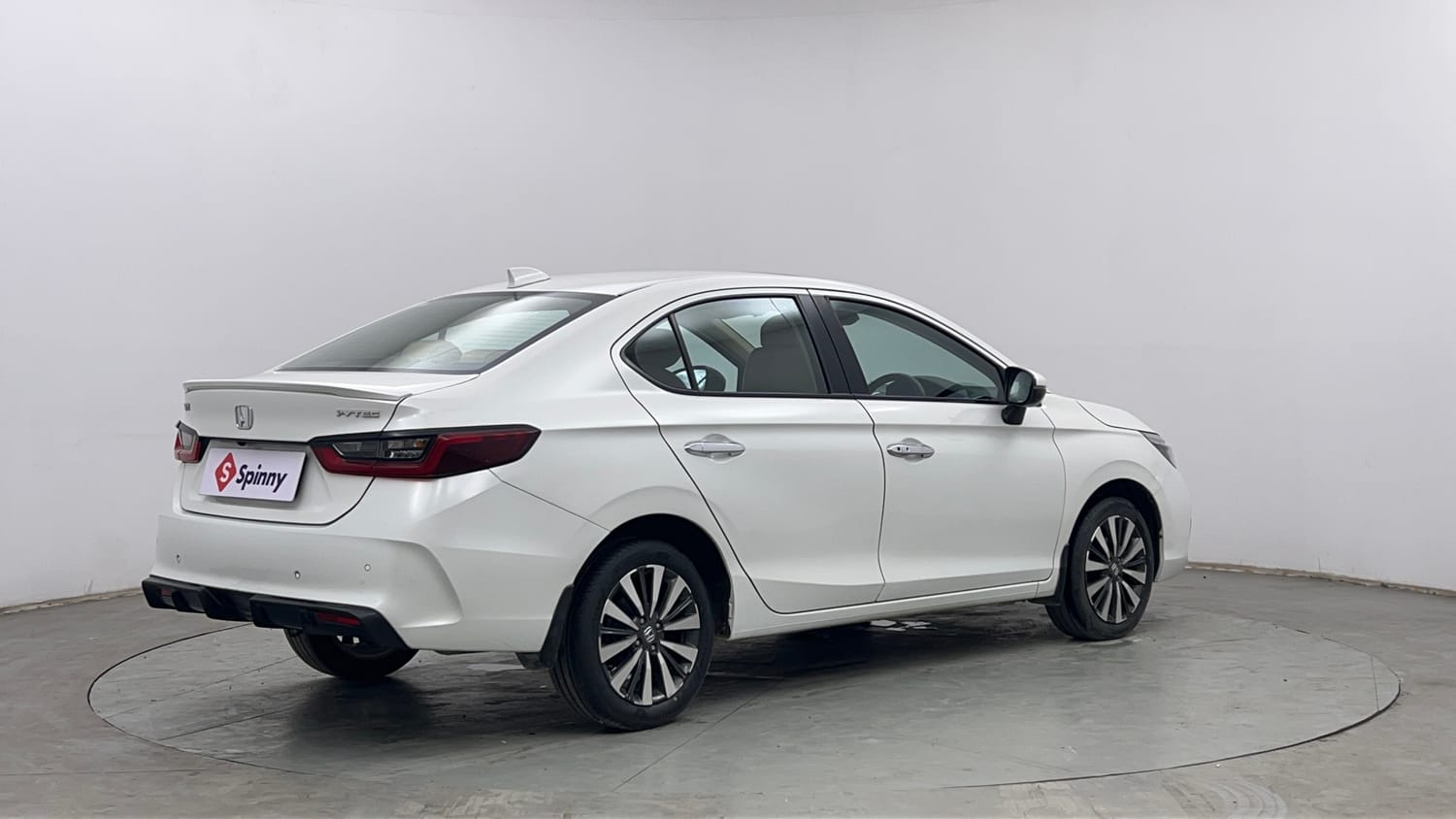 Used 2023 Honda City ZX Petrol CVT Petrol Automatic exterior RIGHT REAR CORNER VIEW