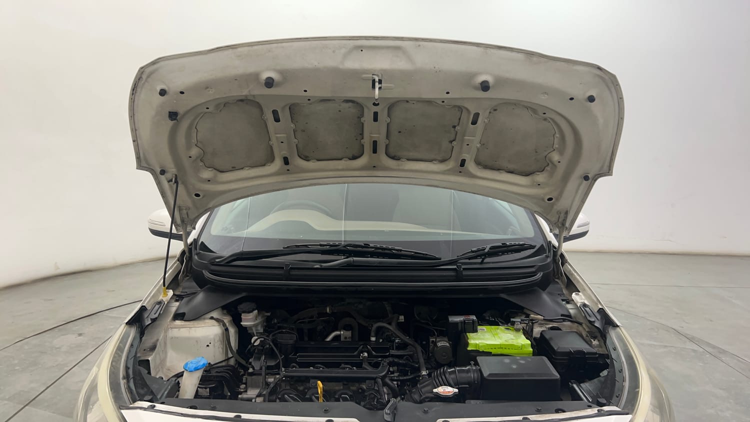Used 2016 Hyundai Elite i20 Sportz 1.2 Petrol Manual engine ENGINE & BONNET OPEN FRONT VIEW