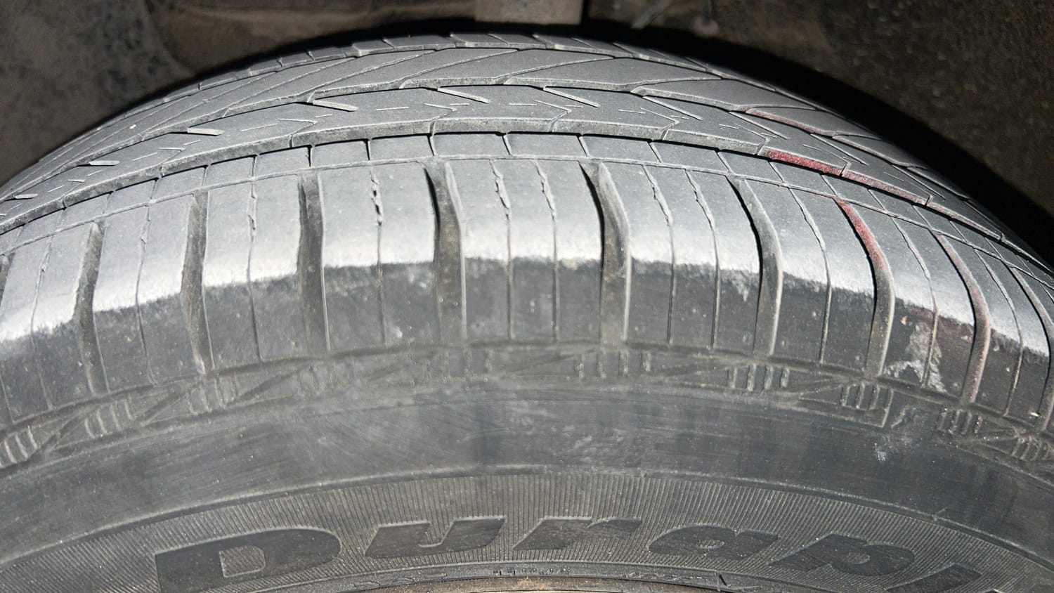 Used 2016 Hyundai Elite i20 Sportz 1.2 Petrol Manual tyres LEFT FRONT TYRE TREAD VIEW