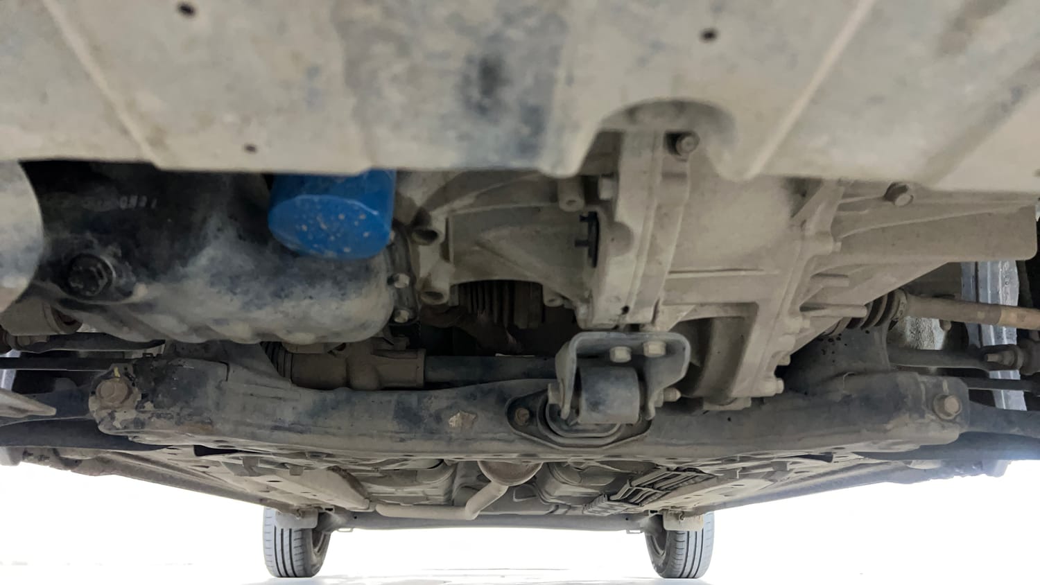 Used 2021 Hyundai Aura S 1.2 CNG Cng Manual extra FRONT LEFT UNDERBODY VIEW