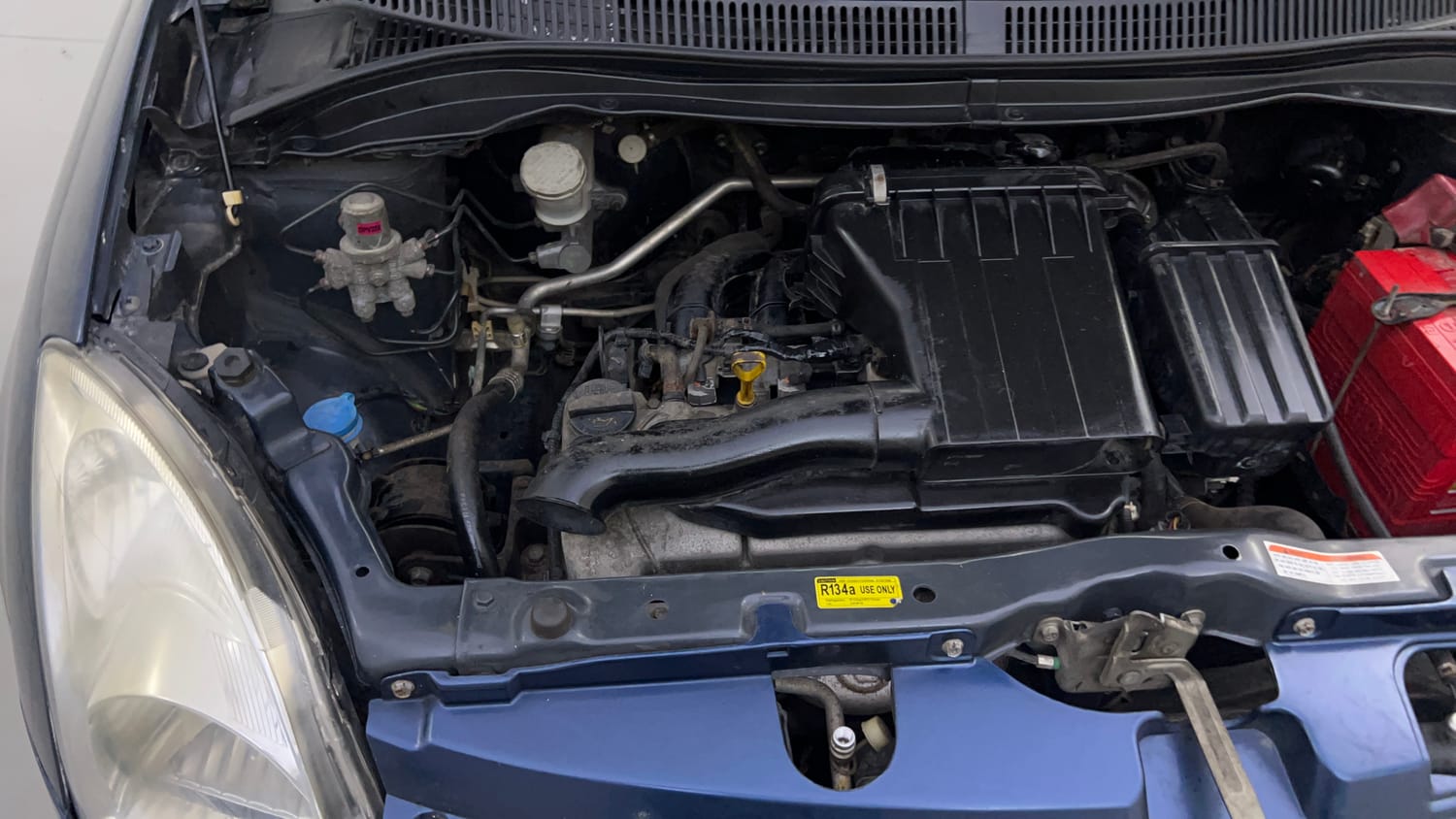 Used 2012 Maruti Suzuki Swift Dzire LXi 1.2 BS-IV Petrol Manual engine ENGINE RIGHT SIDE VIEW