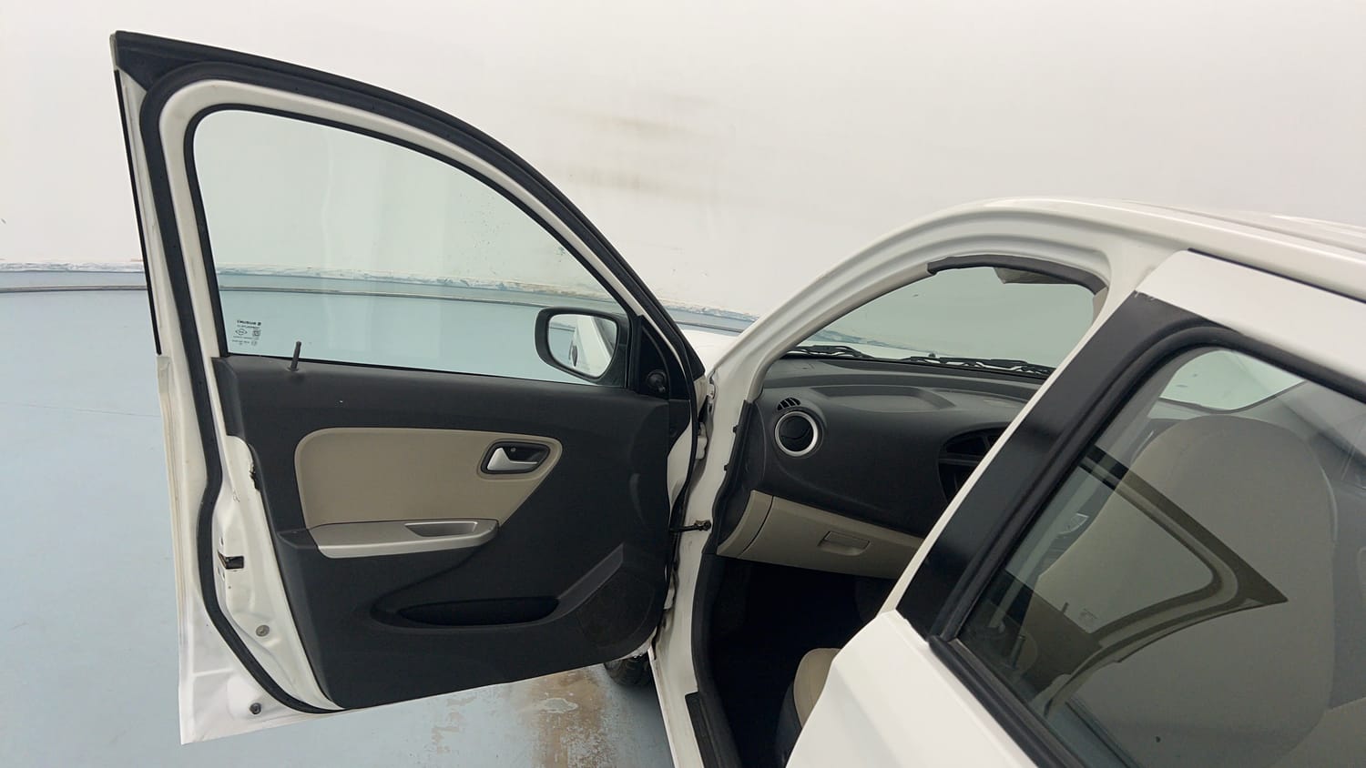 Used 2018 Maruti Suzuki Alto K10 VXi Petrol Manual interior LEFT FRONT DOOR OPEN VIEW