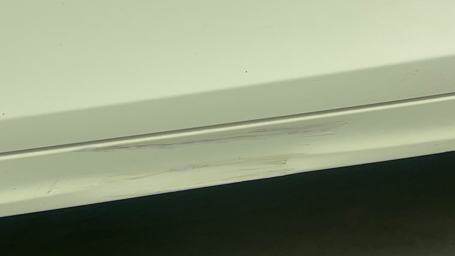 Used 2023 Tata Tiago XE Petrol Manual dents MINOR DENT