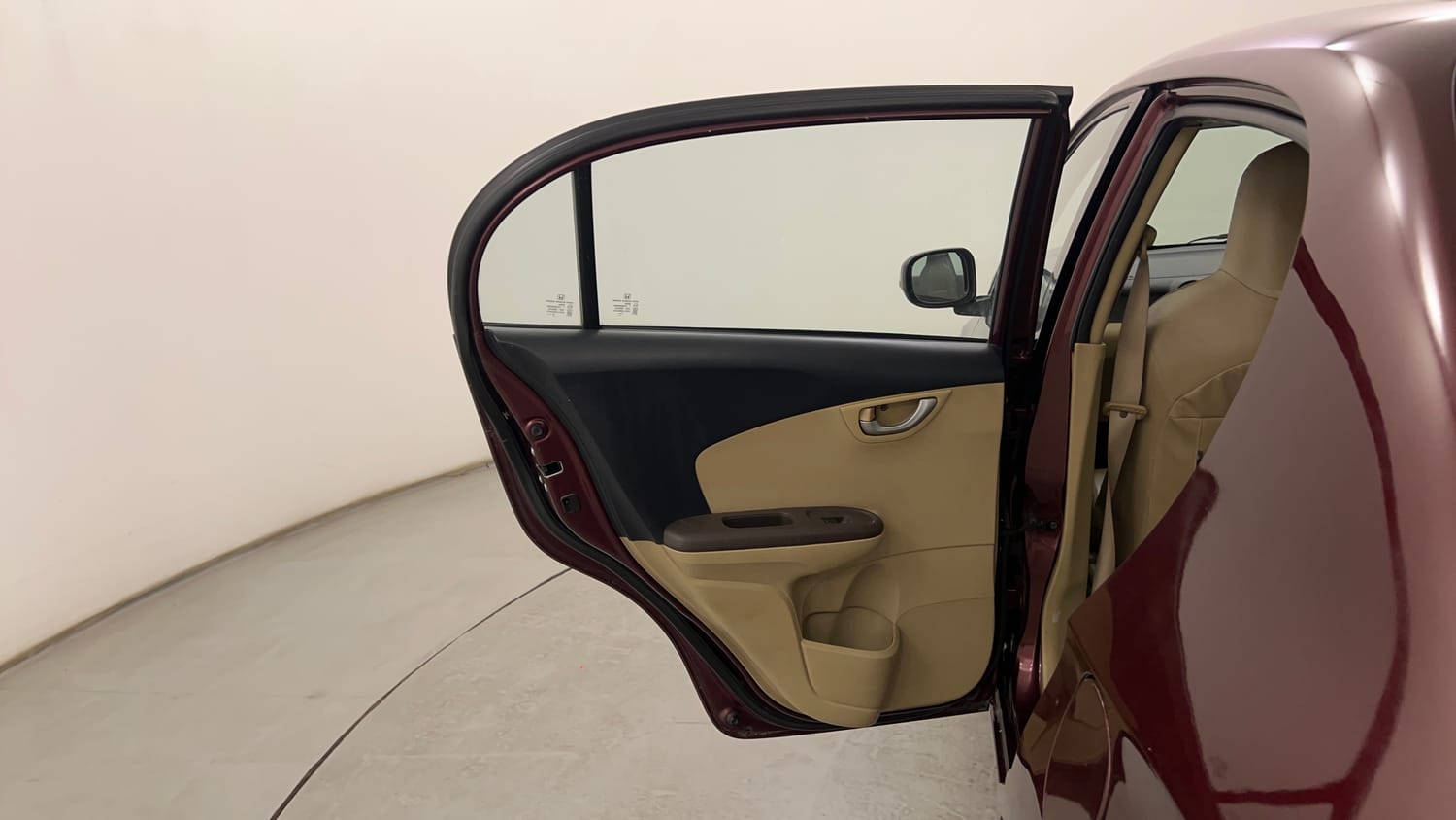 Used 2014 Honda Amaze 1.5 VX i-DTEC Diesel Manual interior LEFT REAR DOOR OPEN VIEW