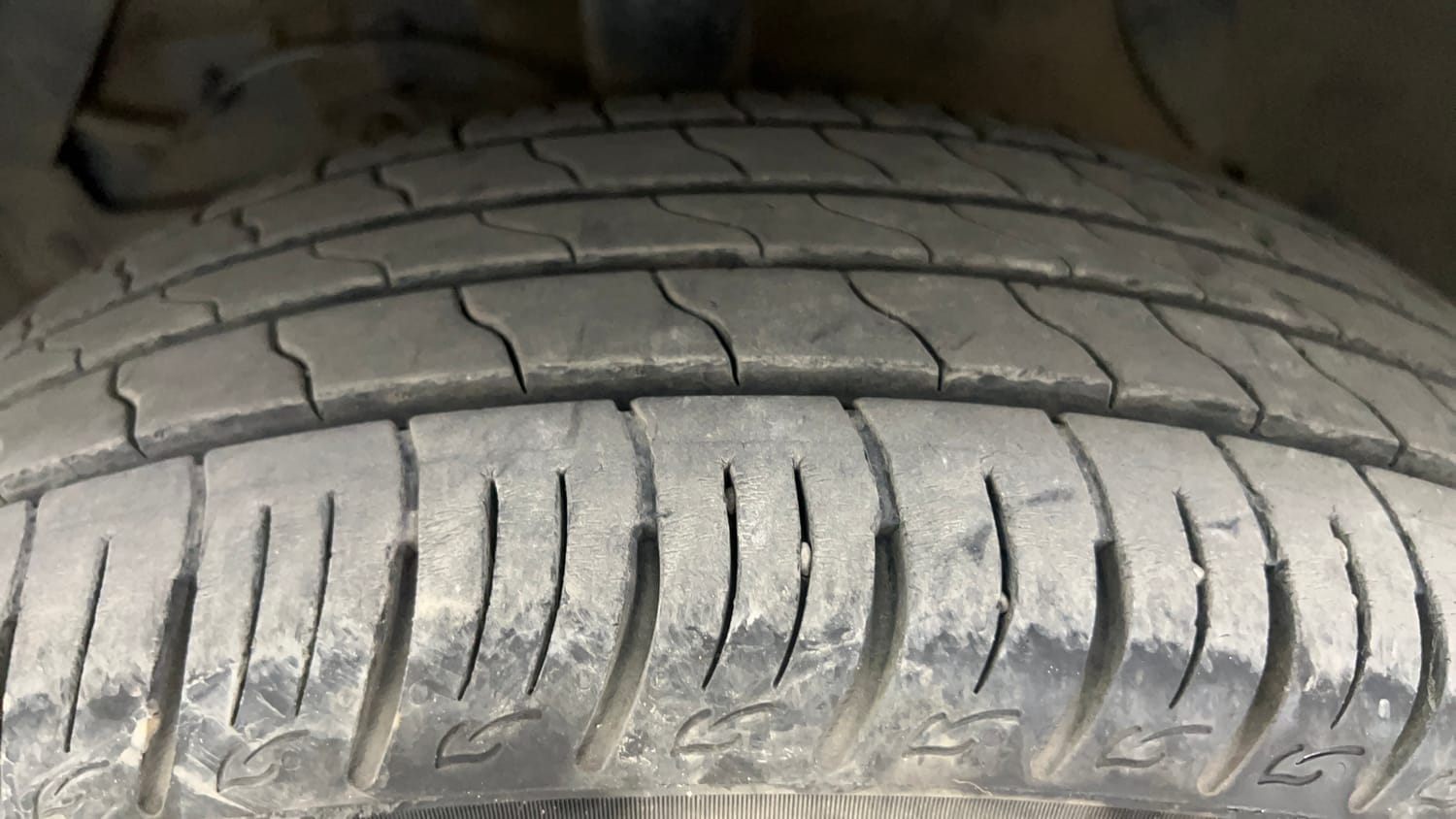 Used 2021 Toyota Urban Cruiser Mid Grade AT Petrol Automatic tyres LEFT FRONT TYRE TREAD VIEW