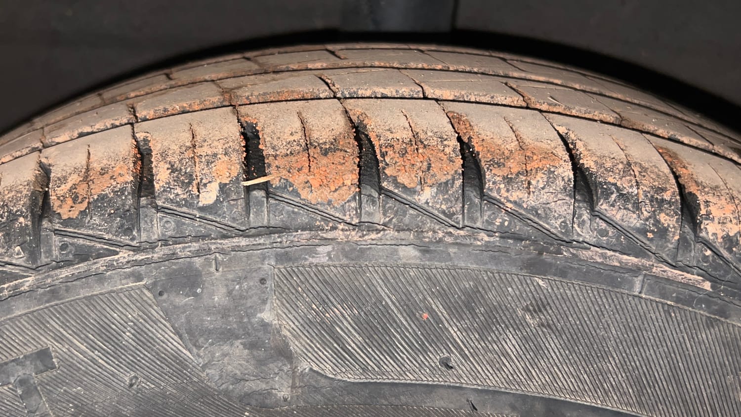 Used 2020 Hyundai Santro Era Executive Petrol Manual tyres RIGHT REAR TYRE TREAD VIEW