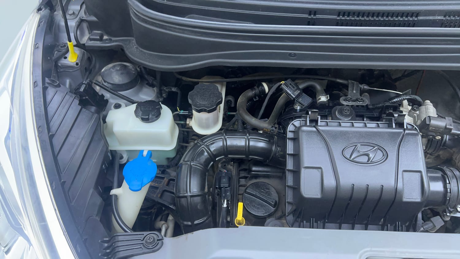 Used 2017 Hyundai Eon Era + Petrol Manual engine ENGINE RIGHT SIDE VIEW