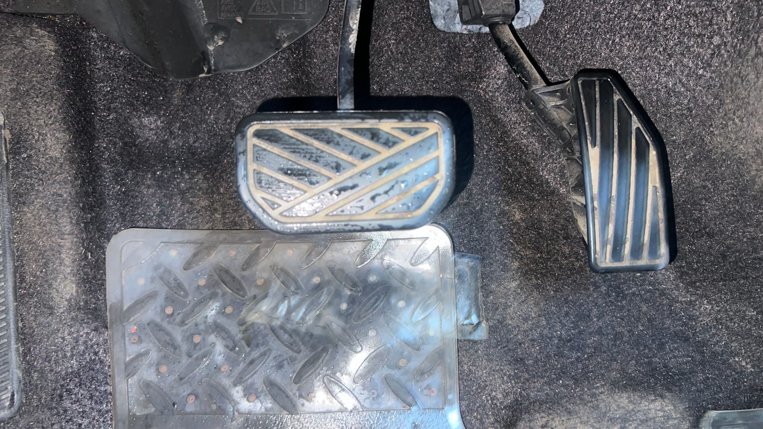 Used 2023 Maruti Suzuki Swift VXi AMT Petrol Automatic interior PEDALS VIEW