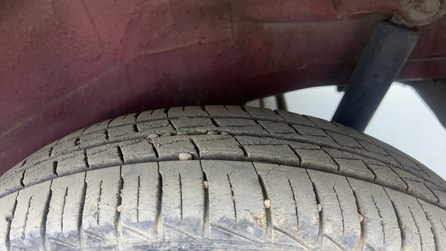 Used 2012 Maruti Suzuki Wagon R 1.0 LXi CNG Cng Manual tyres LEFT REAR TYRE TREAD VIEW