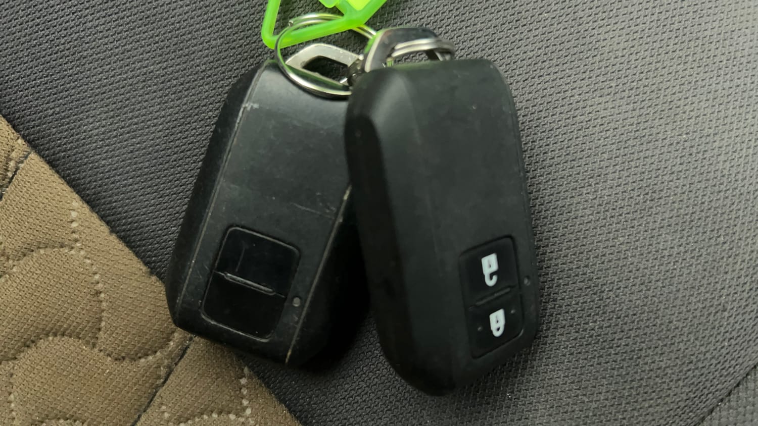 Used 2020 Maruti Suzuki Baleno Zeta Petrol Manual extra CAR KEY VIEW
