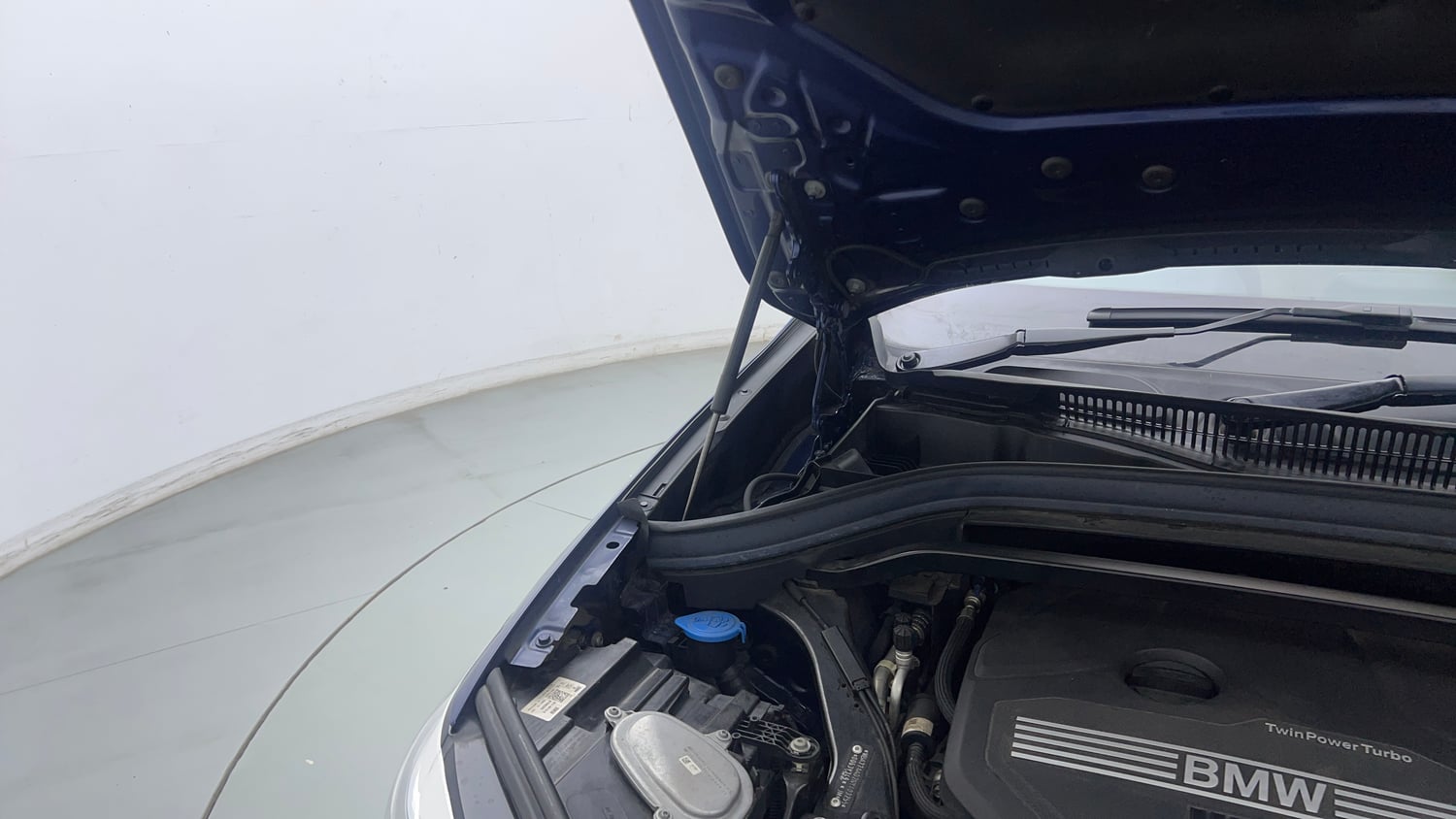 Used 2021 BMW X1 sDrive20i SportX Petrol Automatic engine ENGINE RIGHT SIDE HINGE & APRON VIEW