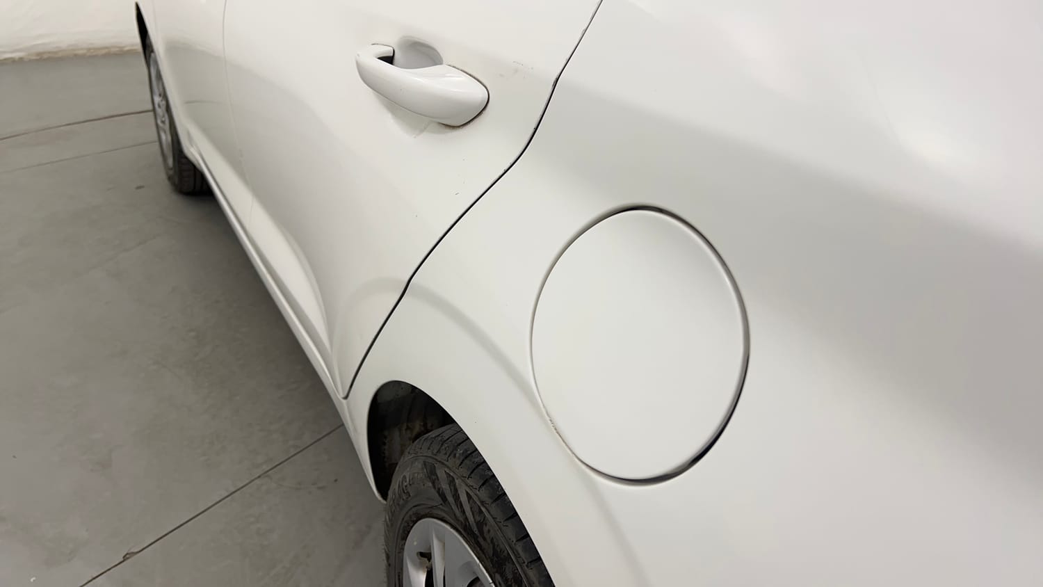 Used 2021 Hyundai Aura S 1.2 CNG Cng Manual dents MINOR SCRATCH