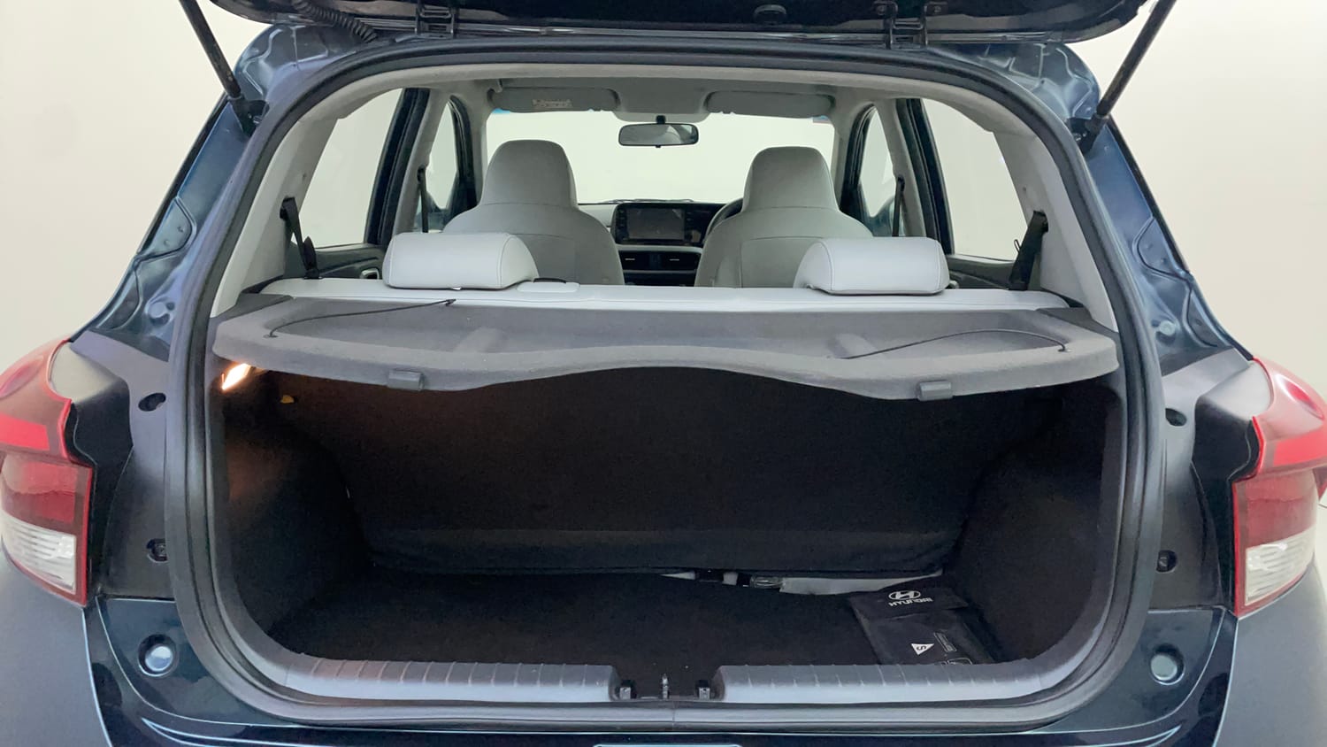 Used 2023 Hyundai Grand i10 Nios Sportz 1.2 Kappa VTVT Petrol Manual interior DICKY INSIDE VIEW