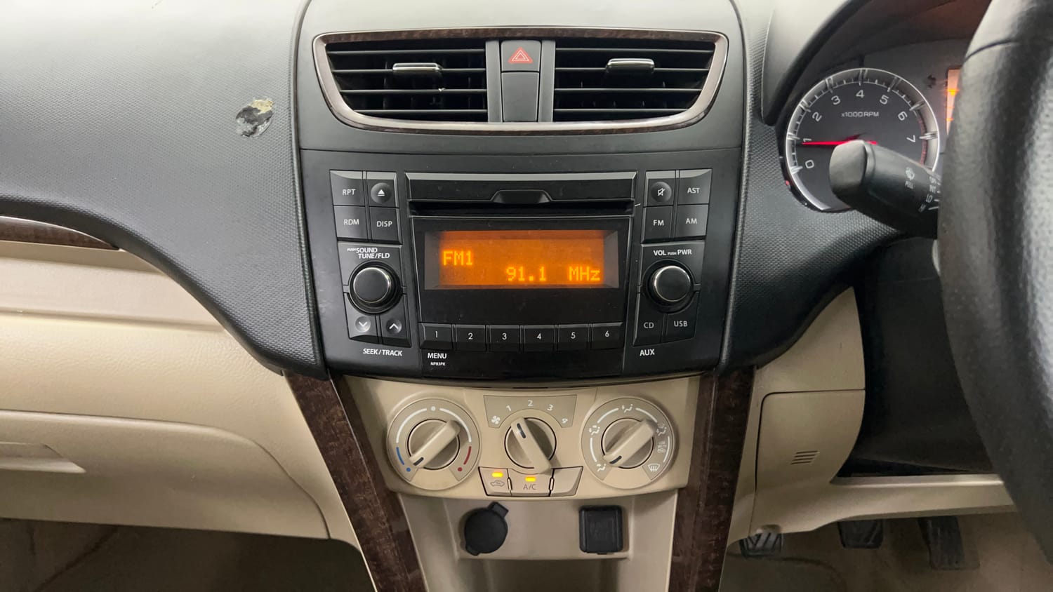 Used 2015 Maruti Suzuki Swift Dzire VXI Petrol Manual interior MUSIC SYSTEM & AC CONTROL VIEW