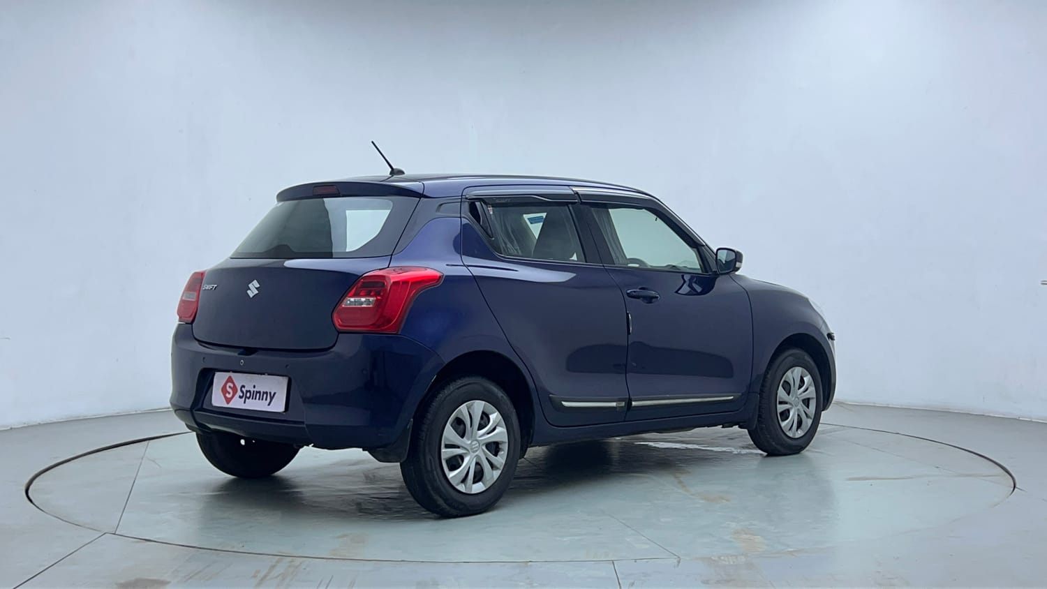 Used 2023 Maruti Suzuki Swift VXi AMT Petrol Automatic exterior RIGHT REAR CORNER VIEW