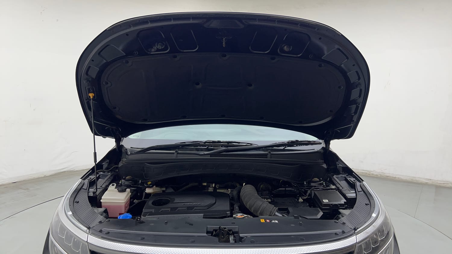 Used 2022 Kia Seltos GTX Plus 1.5 Diesel AT Diesel Automatic engine ENGINE & BONNET OPEN FRONT VIEW