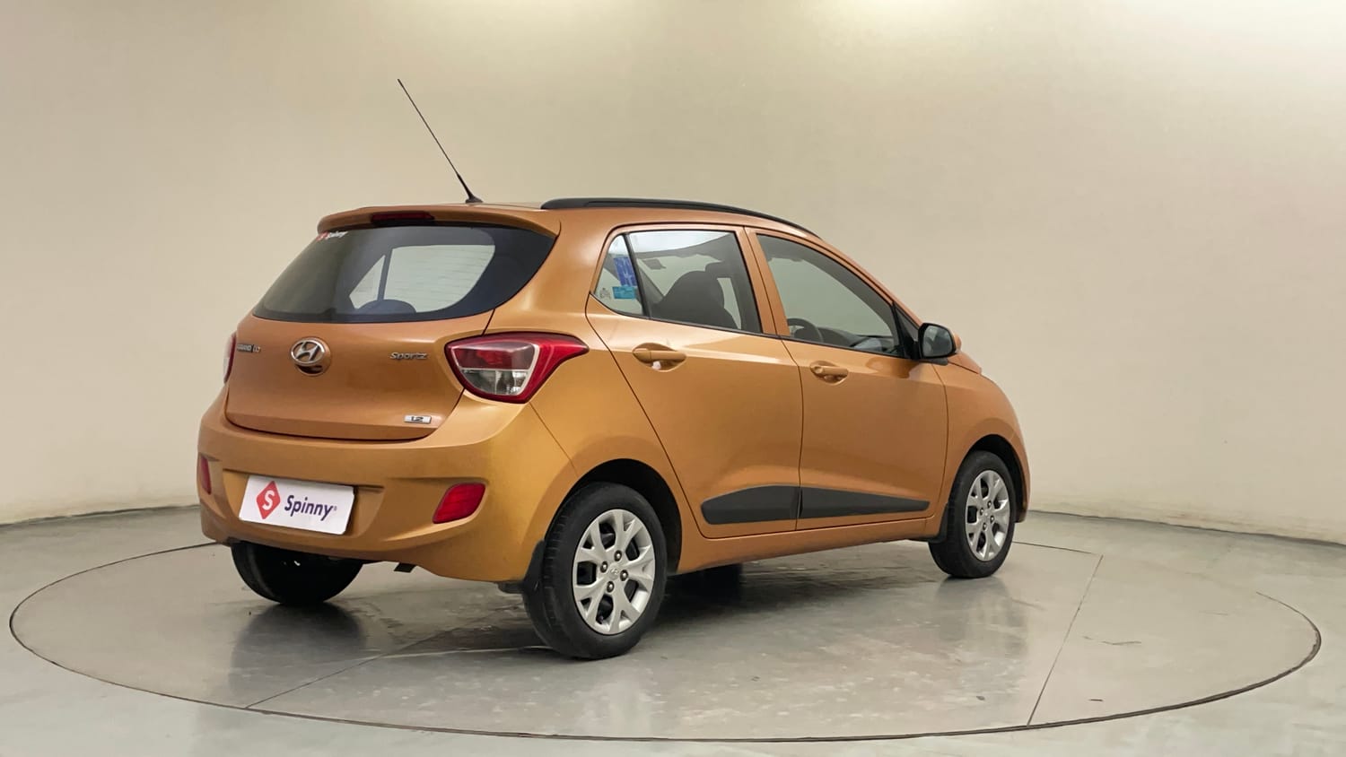 Used 2015 Hyundai Grand i10 Sportz 1.2 Kappa VTVT Petrol Manual exterior RIGHT REAR CORNER VIEW