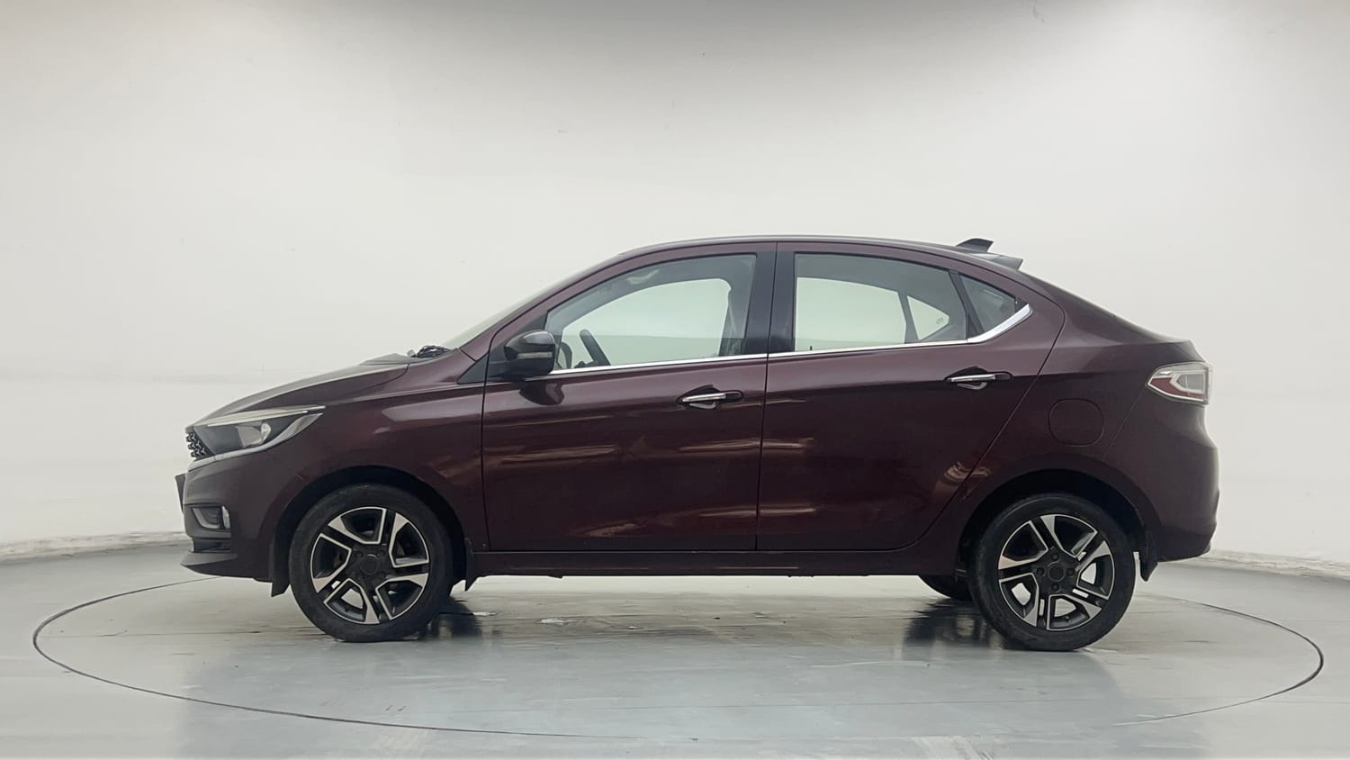 Used 2021 Tata Tigor XZA Plus Petrol Automatic exterior LEFT SIDE VIEW