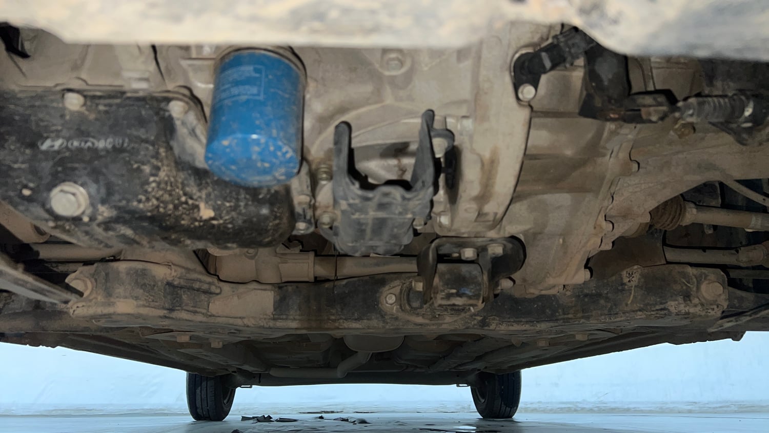 Used 2019 Hyundai Grand i10 Sportz 1.2 Kappa VTVT Petrol Manual extra FRONT LEFT UNDERBODY VIEW
