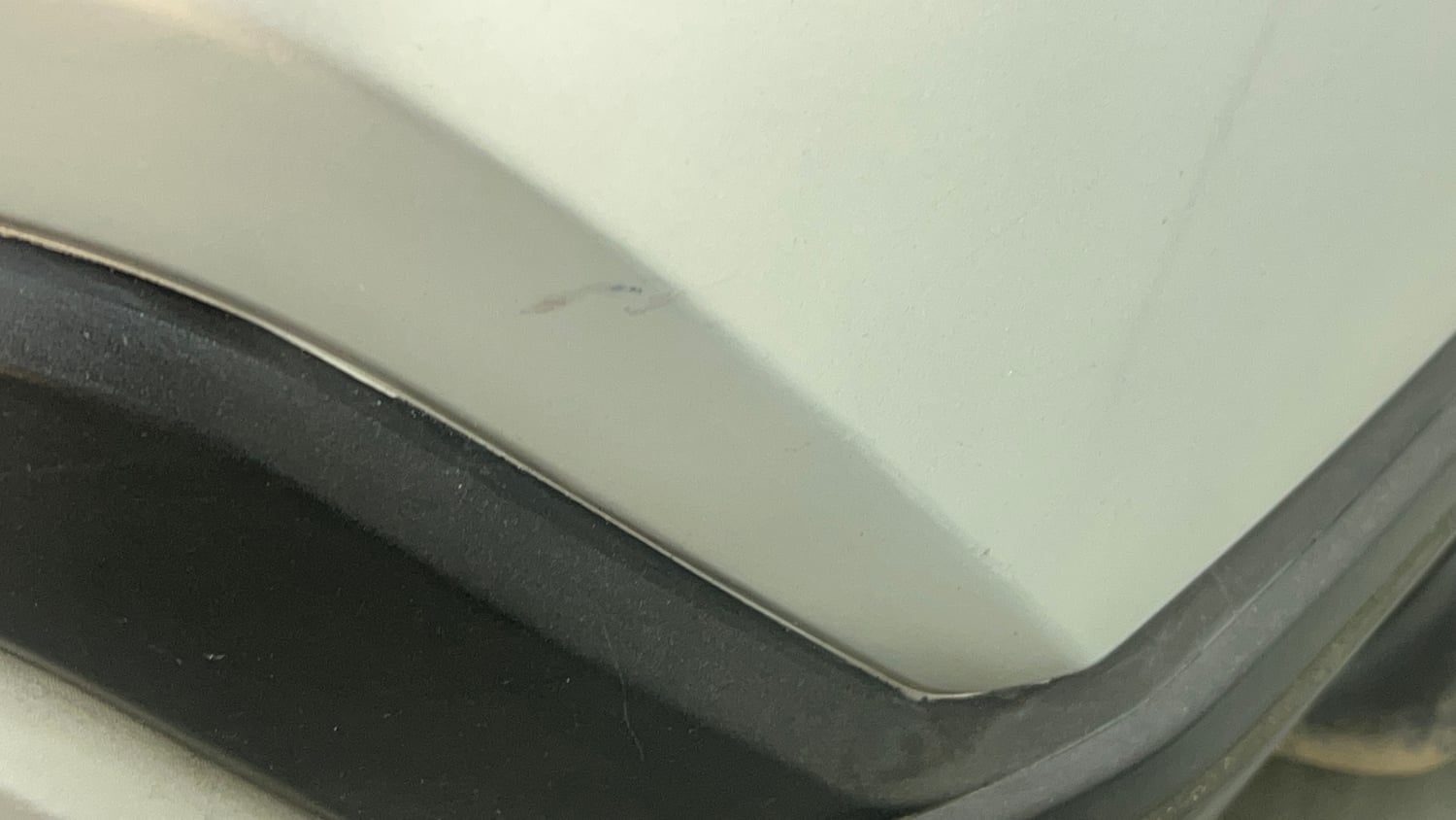 Used 2021 Nissan Magnite XE Petrol Manual dents MINOR SCRATCH