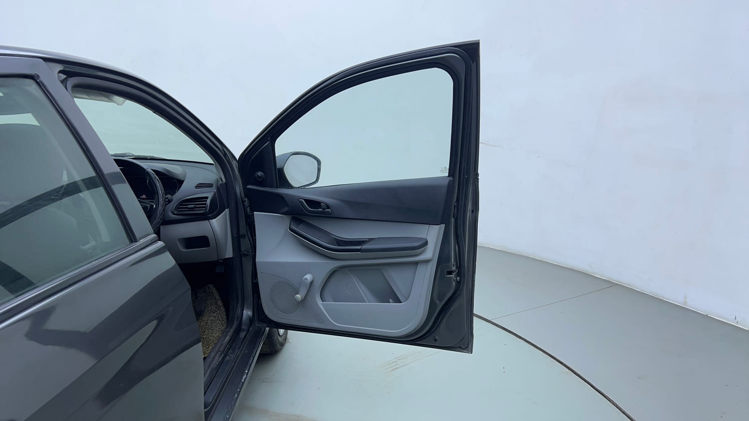Used 2022 Tata Tiago XE Petrol Manual interior RIGHT FRONT DOOR OPEN VIEW