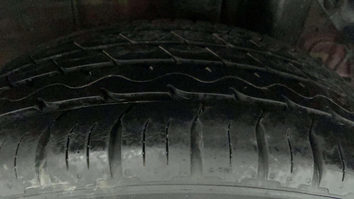 Used 2016 Hyundai i20 Active 1.2 S Petrol Manual tyres LEFT REAR TYRE TREAD VIEW