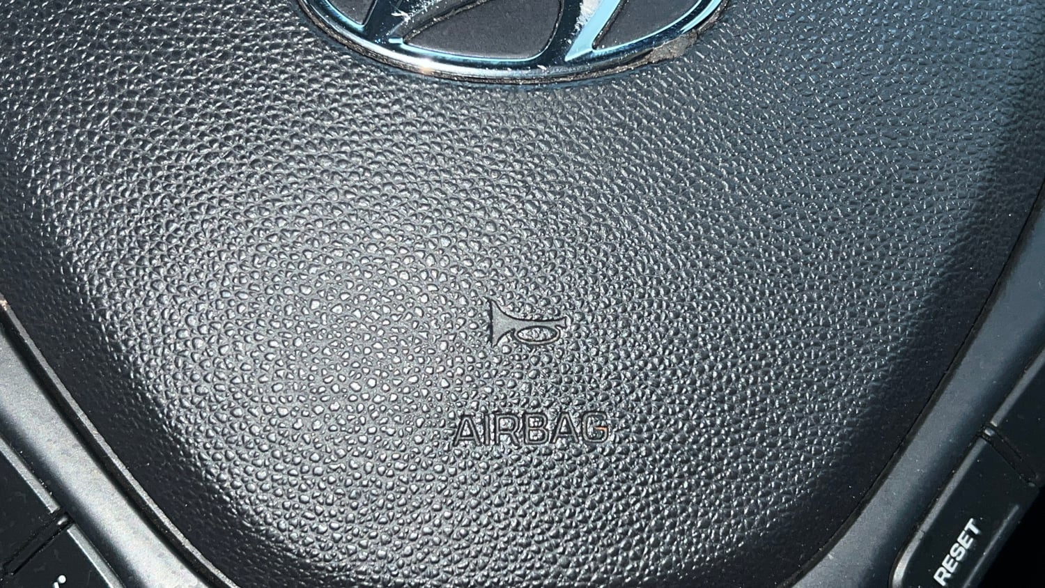 Used 2019 Hyundai Grand i10 Sportz 1.2 Kappa VTVT Petrol Manual top_features Airbags