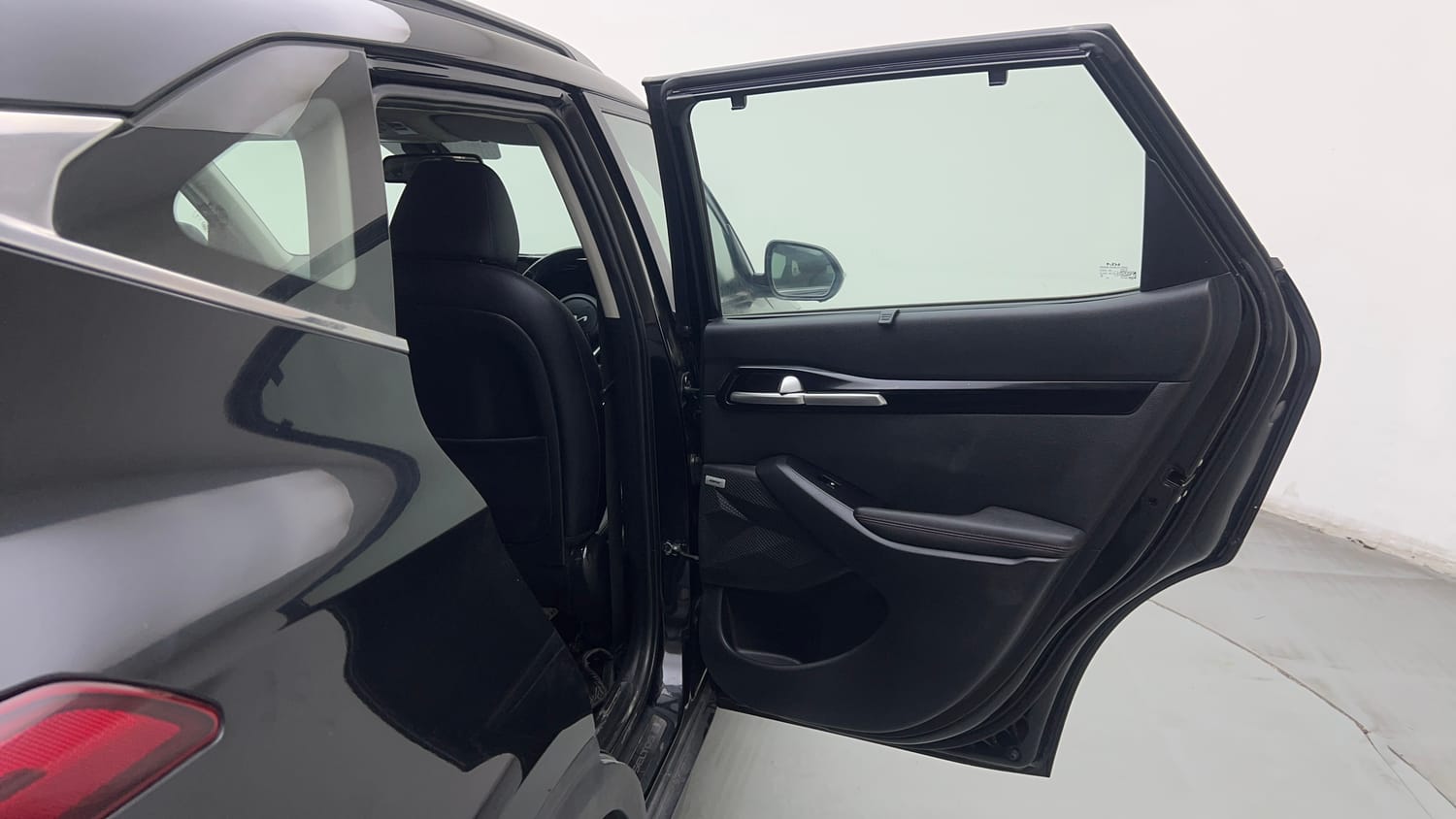 Used 2022 Kia Seltos GTX Plus 1.5 Diesel AT Diesel Automatic interior RIGHT REAR DOOR OPEN VIEW