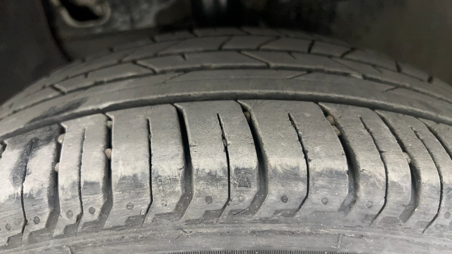 Used 2016 Hyundai i20 Active 1.2 SX Petrol Manual tyres LEFT FRONT TYRE TREAD VIEW