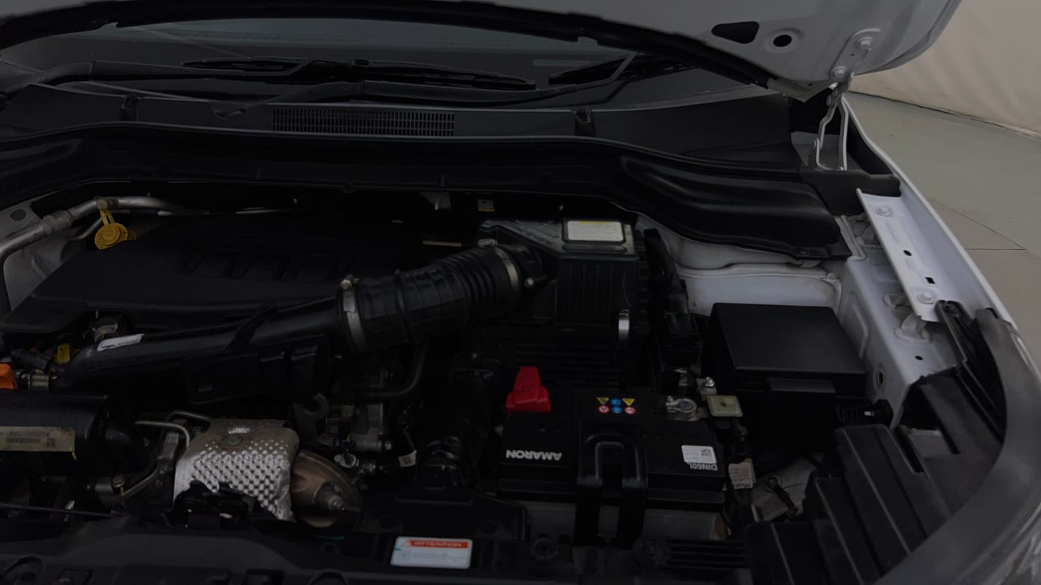 Used 2024 Mahindra XUV 300 W8 (O) 1.2 Petrol Petrol Manual engine ENGINE LEFT SIDE HINGE & APRON VIEW