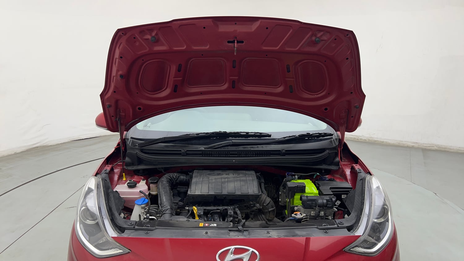 Used 2022 Hyundai Aura SX Plus 1.2 AMT Petrol Petrol Automatic engine ENGINE & BONNET OPEN FRONT VIEW
