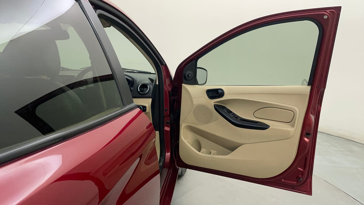 Used 2020 Ford Figo Aspire Titanium 1.2 Ti-VCT Petrol Manual interior RIGHT FRONT DOOR OPEN VIEW