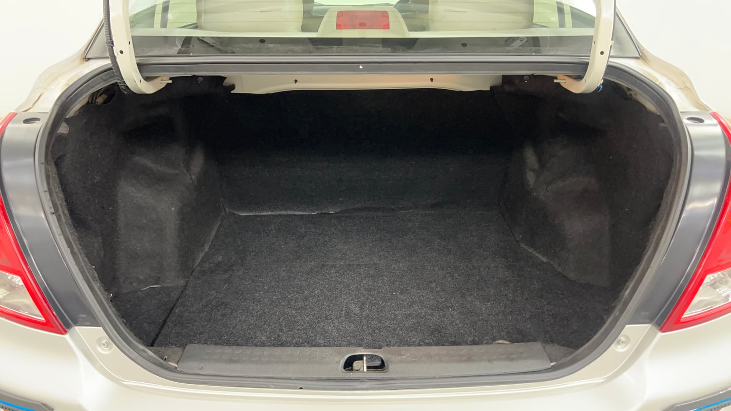 Used 2012 Maruti Suzuki Swift Dzire ZXi 1.2 BS-IV Petrol Manual interior DICKY INSIDE VIEW