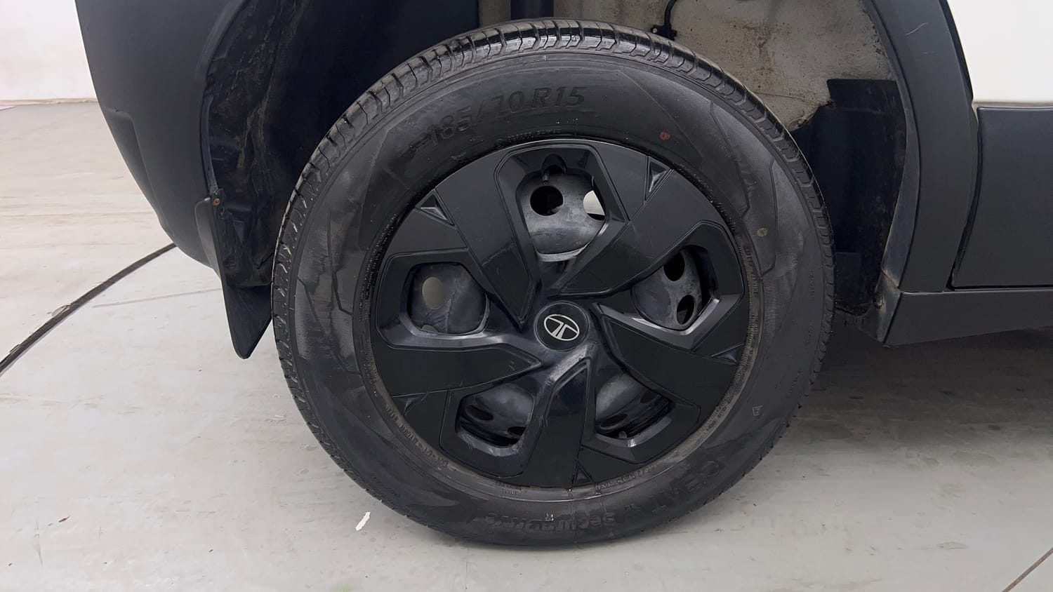 Used 2024 Tata Punch Adventure MT Petrol Manual tyres RIGHT REAR TYRE RIM VIEW