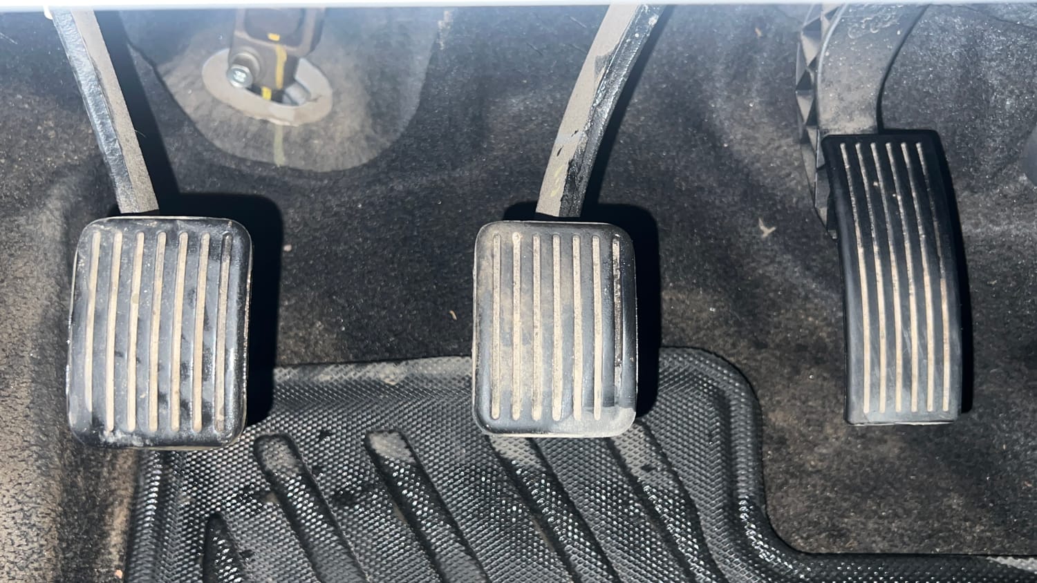 Used 2023 Hyundai Grand i10 Nios Sportz 1.2 Kappa VTVT Petrol Manual interior PEDALS VIEW