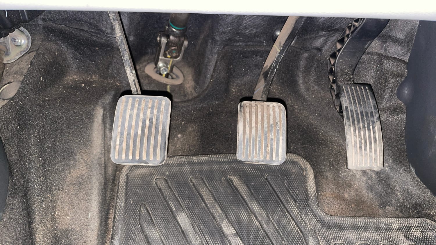 Used 2023 Hyundai Grand i10 Nios Sportz 1.2 Kappa VTVT Petrol Manual interior PEDALS VIEW