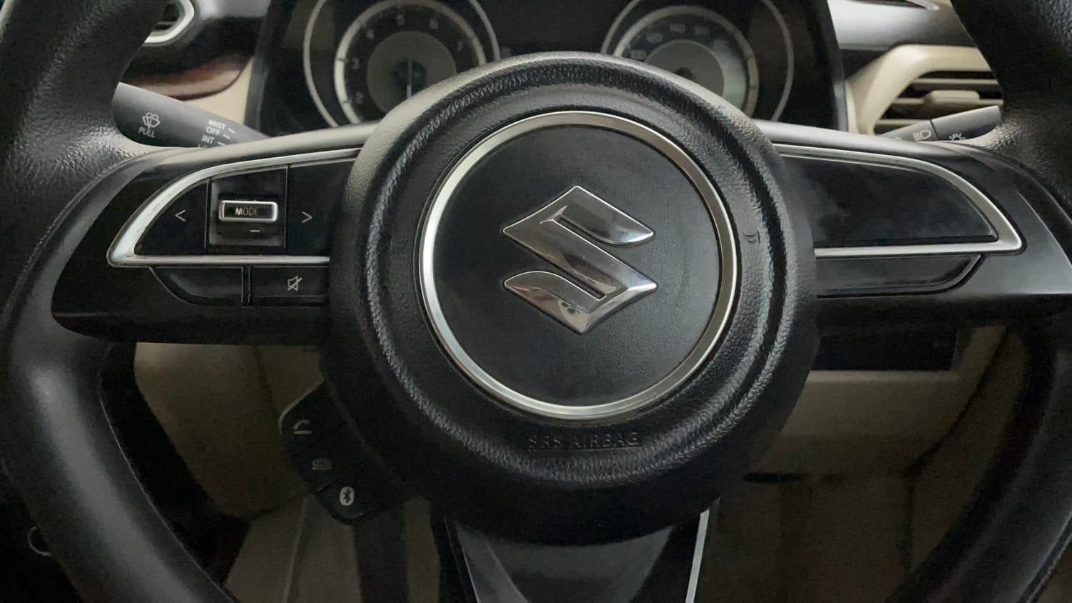 Used 2018 Maruti Suzuki Dzire VXi AMT Petrol Automatic top_features Airbags