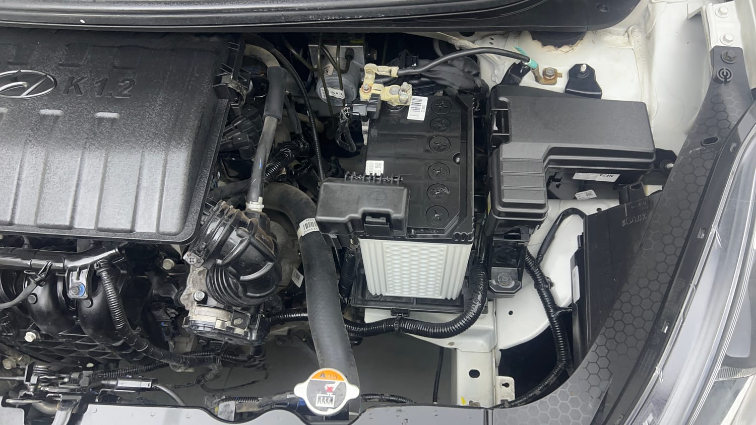 Used 2023 Hyundai Grand i10 Nios Sportz 1.2 Kappa VTVT Petrol Manual engine ENGINE LEFT SIDE VIEW