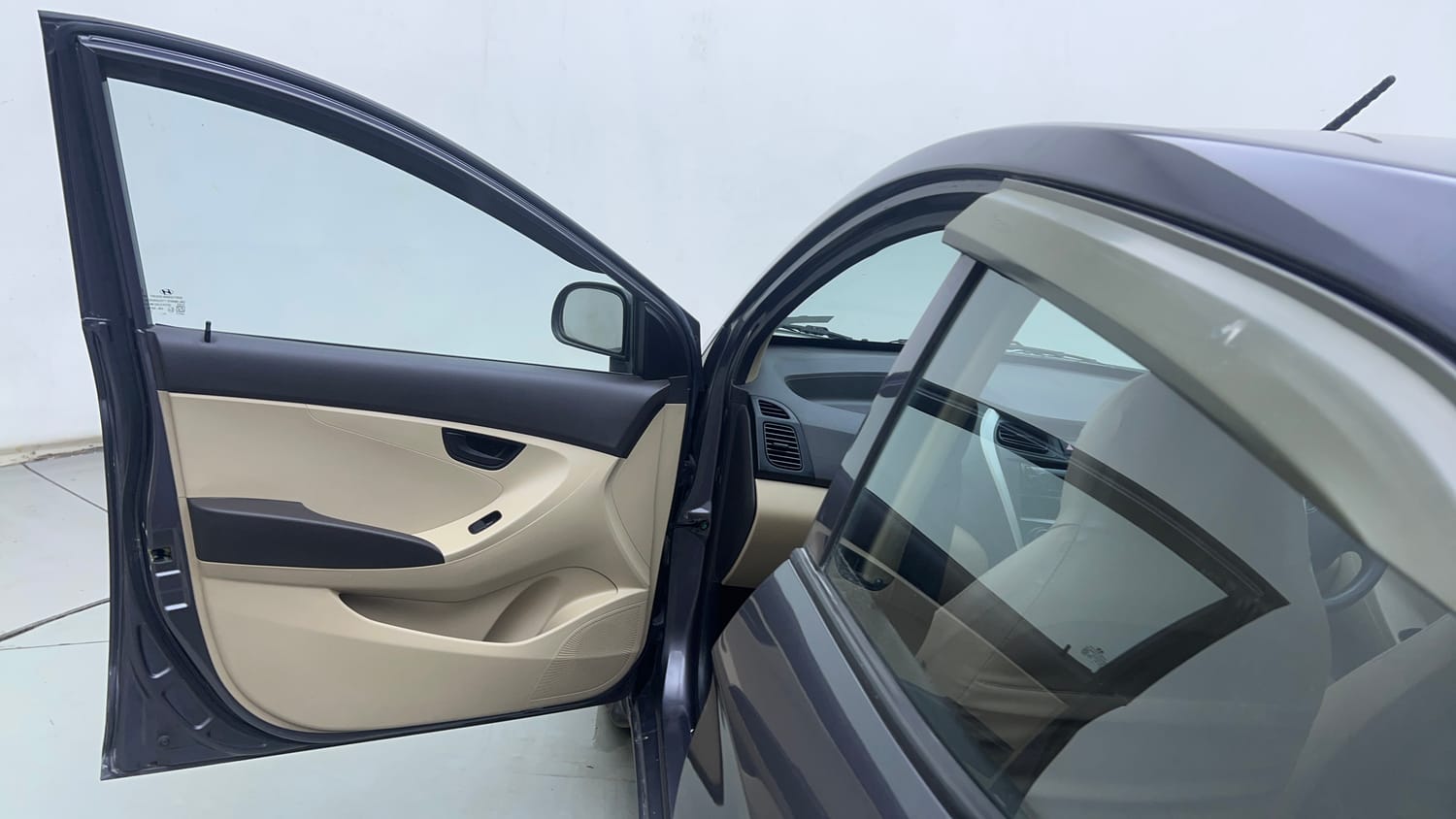 Used 2017 Hyundai Eon Era + Petrol Manual interior LEFT FRONT DOOR OPEN VIEW