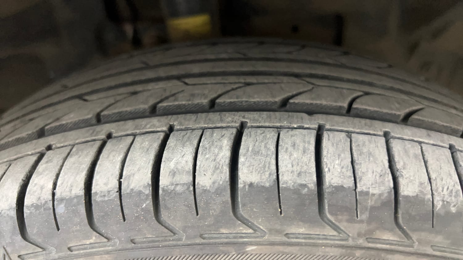 Used 2019 Ford EcoSport Titanium + 1.5L TDCi Diesel Manual tyres RIGHT FRONT TYRE TREAD VIEW